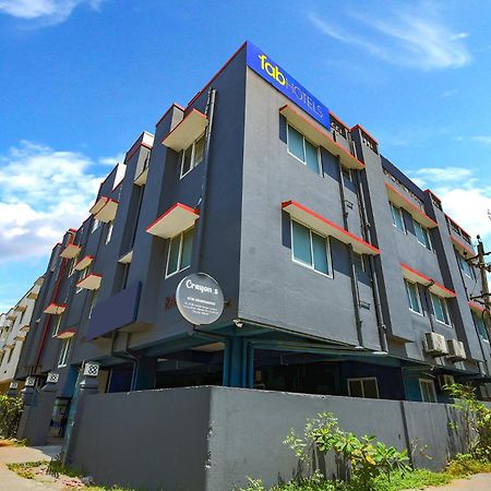 Fabhotel Sasti Inn - Nr Green Meadows Resort & National Institute Of Ocean Technology Siruseri Bagian luar foto