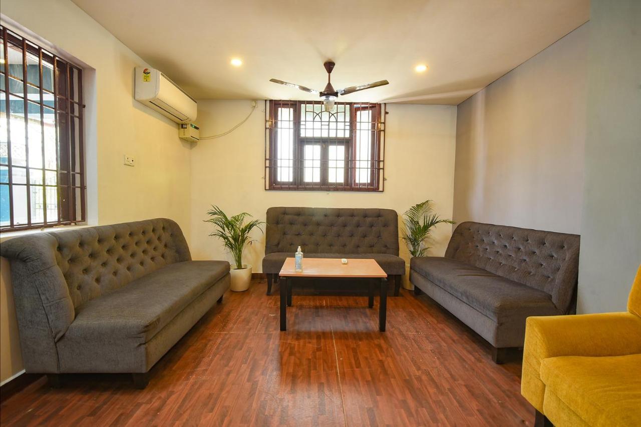 Fabhotel Sasti Inn - Nr Green Meadows Resort & National Institute Of Ocean Technology Siruseri Bagian luar foto