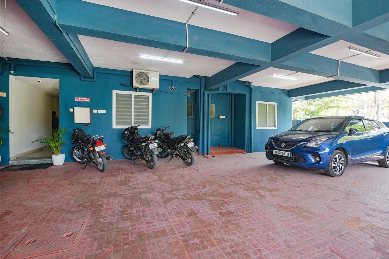 Fabhotel Sasti Inn - Nr Green Meadows Resort & National Institute Of Ocean Technology Siruseri Bagian luar foto