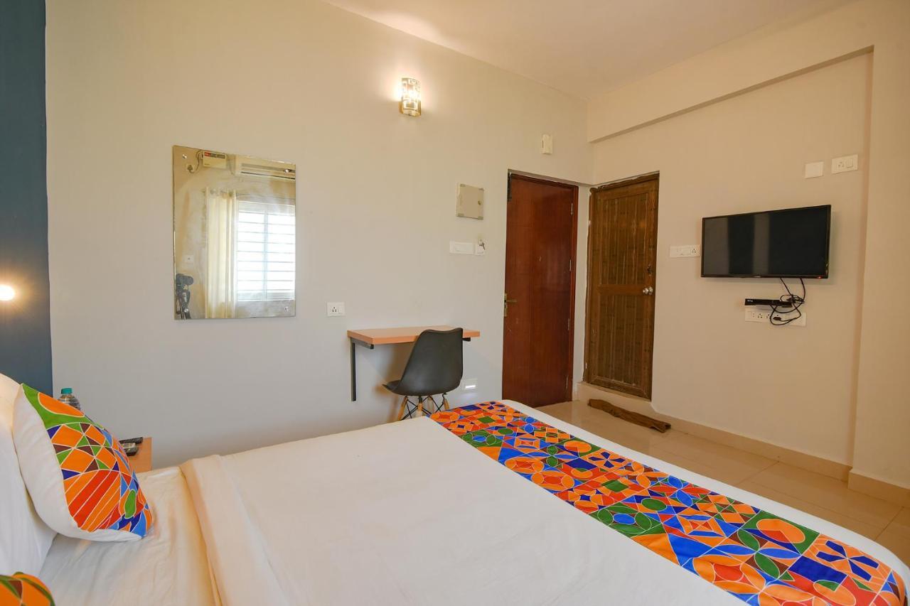 Fabhotel Sasti Inn - Nr Green Meadows Resort & National Institute Of Ocean Technology Siruseri Bagian luar foto